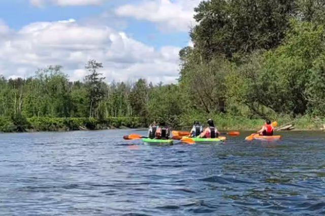Canots sur le lac&nbsp;&nbsp;&nbsp;&copy; Municipalité de Lac-au-Saumon