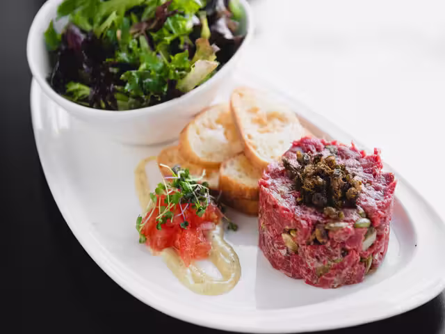 Tartare de Boeuf AAA&nbsp;&nbsp;&nbsp;&copy; L'Entre-Côte Riverin (Chicoutimi)