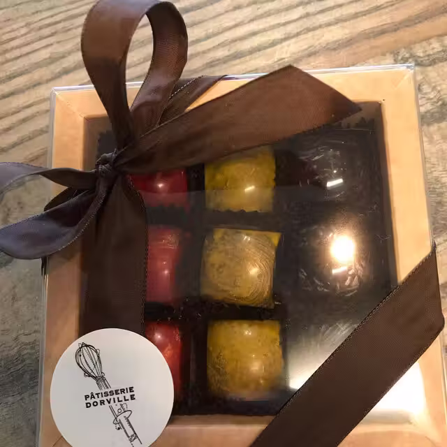 Pâtisserie Dorville&nbsp;&nbsp;&nbsp;&copy; Pâtisserie Dorville