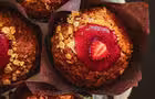 Muffins fraises rhubarbe&nbsp;&nbsp;&nbsp;&copy; Roxanne Roy