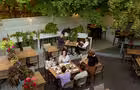 Terrasse&nbsp;&nbsp;&nbsp;&copy; A.Thirkill
