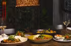 East - Table&nbsp;&nbsp;&nbsp;&copy; East