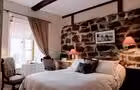 Chambre au cachet rustique&nbsp;&nbsp;&nbsp;&copy; M-P.Morin