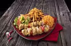 Assiette deux brochettes de poulet