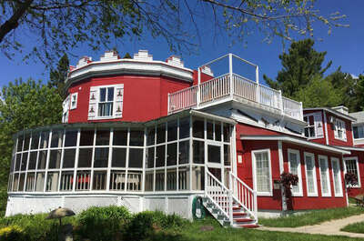 Auberge de la Tour du lac