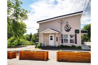 L’Imposteur Resto-Traiteur Végé