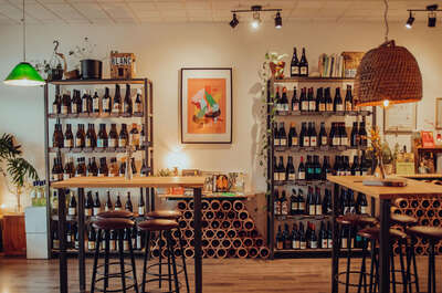 Réserve Naturelle Caviste & Restaurant de campagne