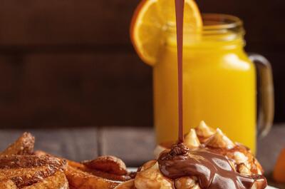 Au Petit Chalet (Maguire)