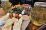 Plateau de cochonnailles et fromages locaux&nbsp;&nbsp;&nbsp;&copy; J.Tremblay
