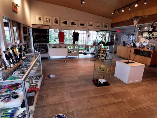 Boutique - accueil touristique&nbsp;&nbsp;&nbsp;&copy; Fanny Lachambre