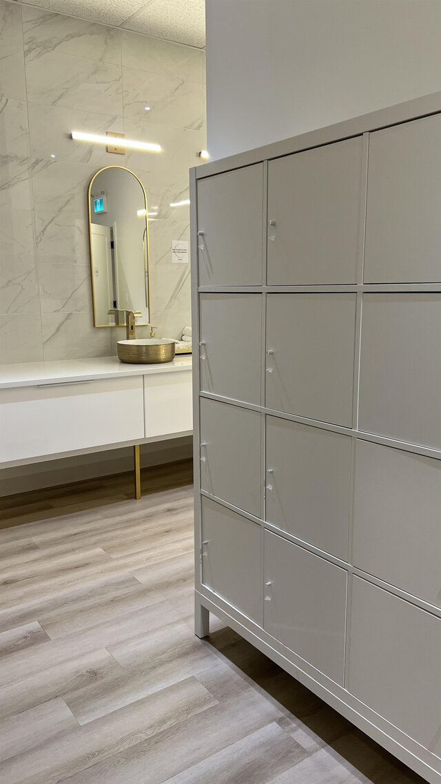 Salle de bain / Vestiaire&nbsp;&nbsp;&nbsp;&copy; L'Espace Bi