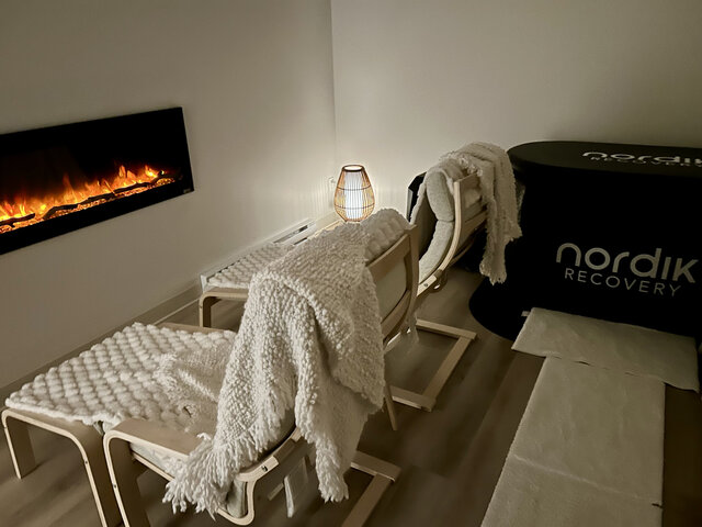 Sauna infrarouge et bassin froid&nbsp;&nbsp;&nbsp;&copy; L'Espace Bi