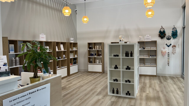 Boutique&nbsp;&nbsp;&nbsp;&copy; L'Espace Bi