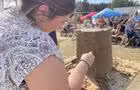 Chanel Fortin au speed carving Festi-Sable 2025&nbsp;&nbsp;&nbsp;&copy; Isabelle Gasse