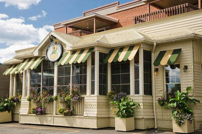 Délia Eggxtra – Grand-mère Délia