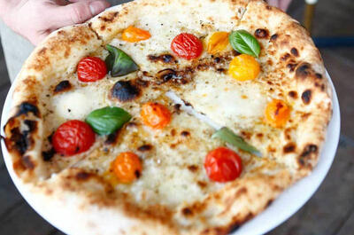 Pizzéria No.900 – Angus (Montréal / rue Molson)