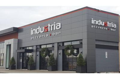 Industria Pizzeria + Bar (Laval)