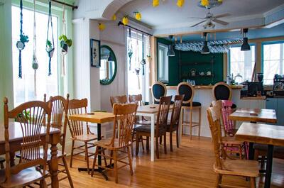 Les Pinsons des rives – Bistro