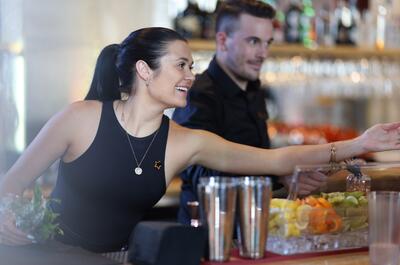 Pêle Mêle Pub – Agora