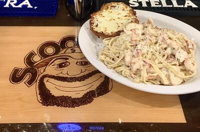 Scooters Bar & Grill