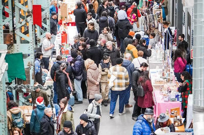 Marché des fêtes au Locoshop Angus